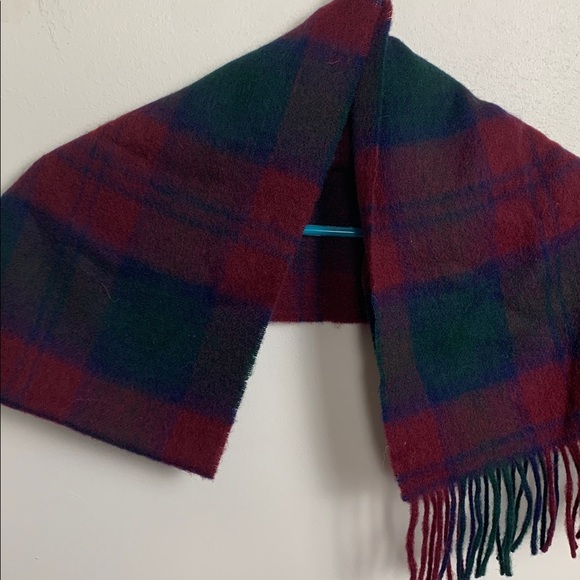 Highland Tweeds NWOT 100% Lambswool Scarf 11 1/4” by 29 1/4” - Picture 3 of 3